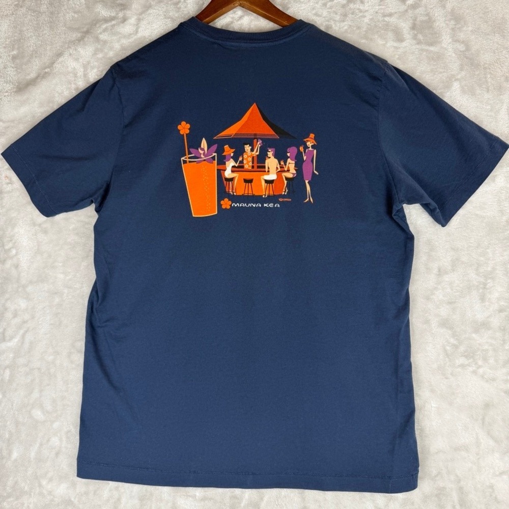 Hawaiian Toes on the Nose Mens Graphic T Shirt Navy Blue Cocktail surf Size M‎